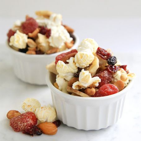 Healthy Popcorn Trail Mix